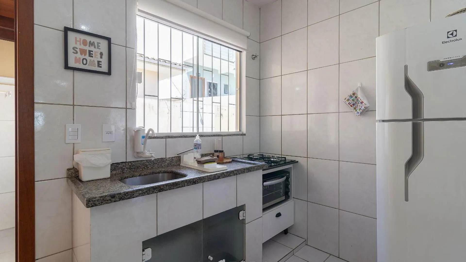 Linda Casa Com 2 Quartos Em Campeche Vdo102 Florianópolis 0*,  Brasil