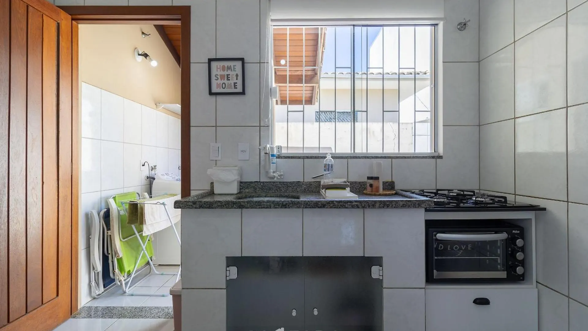 Linda Casa Com 2 Quartos Em Campeche Vdo102 Florianópolis 0*,  Brasilien